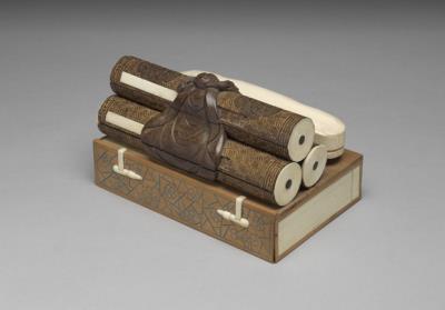 图片[3]-Zither-shaped box with decoration imitating scrolls, Qianlong reign (1736-1795), Qing dynasty-China Archive